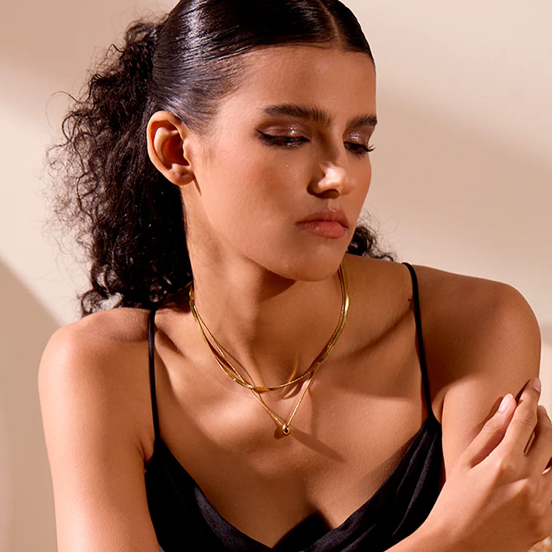 Colar Feminino Duplo com Pingente