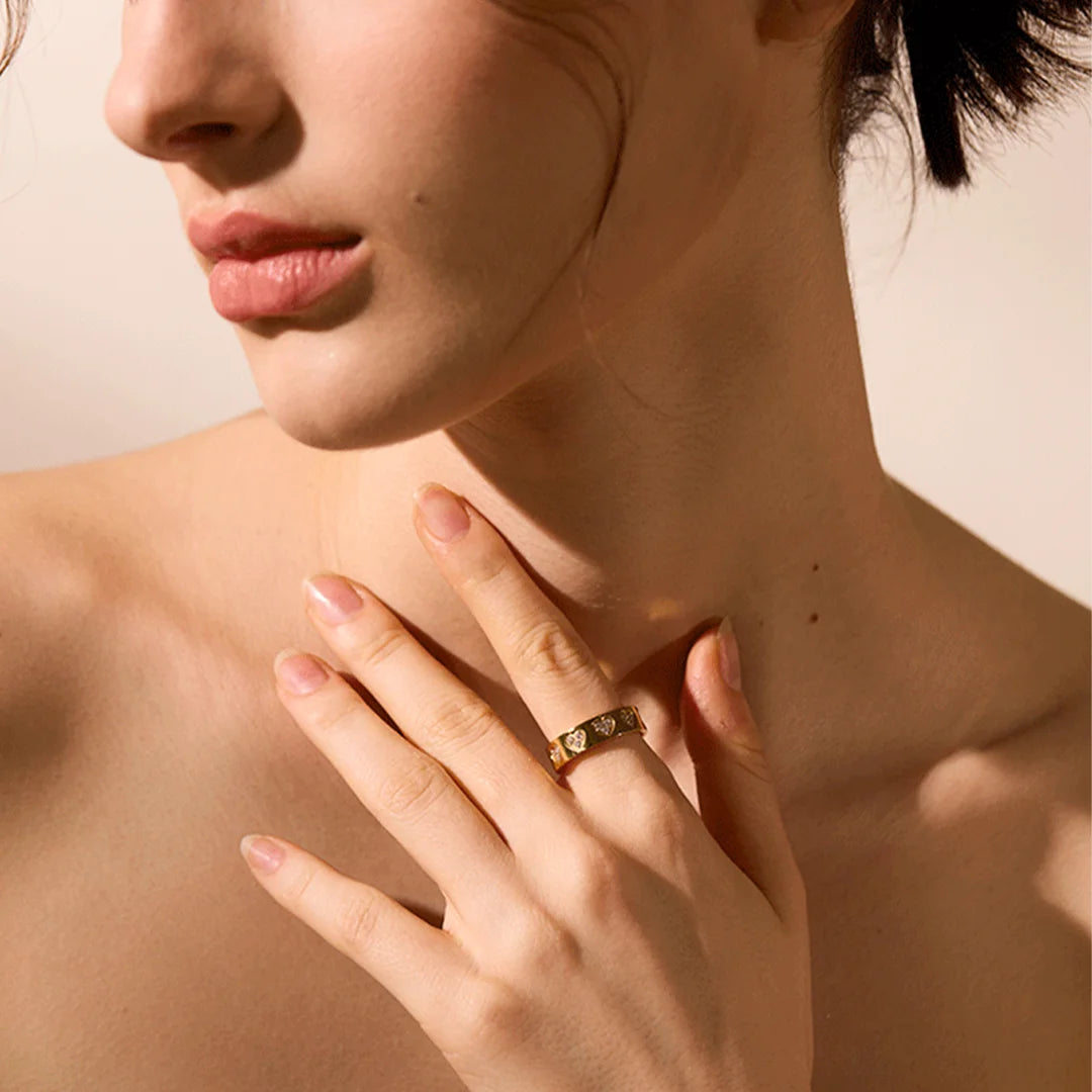 Anel Feminino Coração de Zircônia