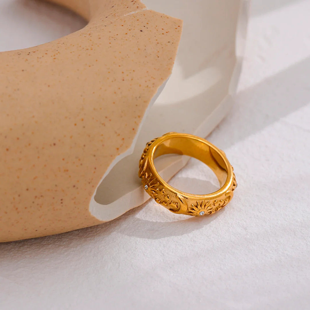 Anel Feminino Sol e Lua com Zircônia