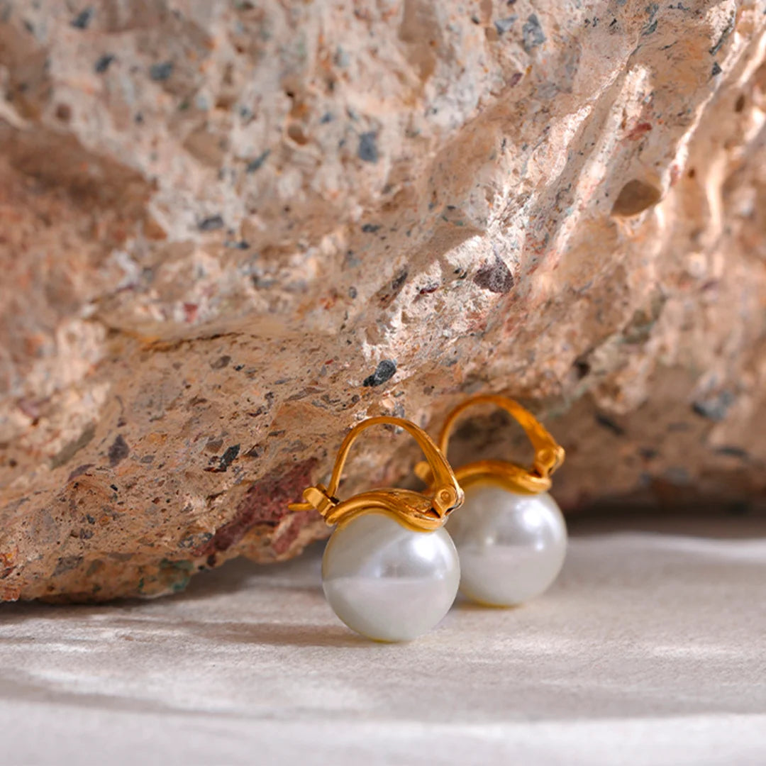 Brinco Feminino Argola com Pérola Central