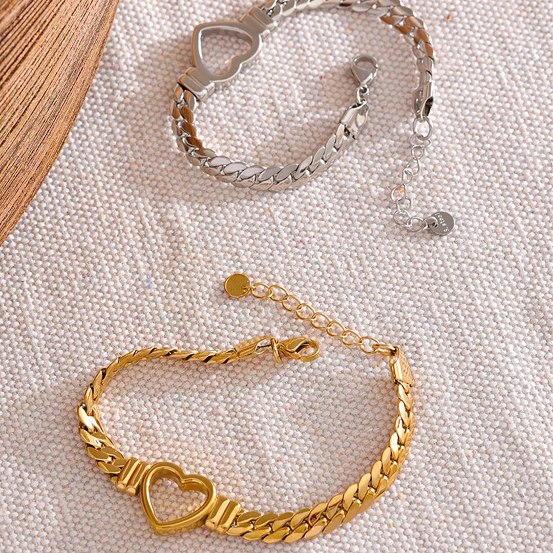 Pulseira Feminina Coração Vazado