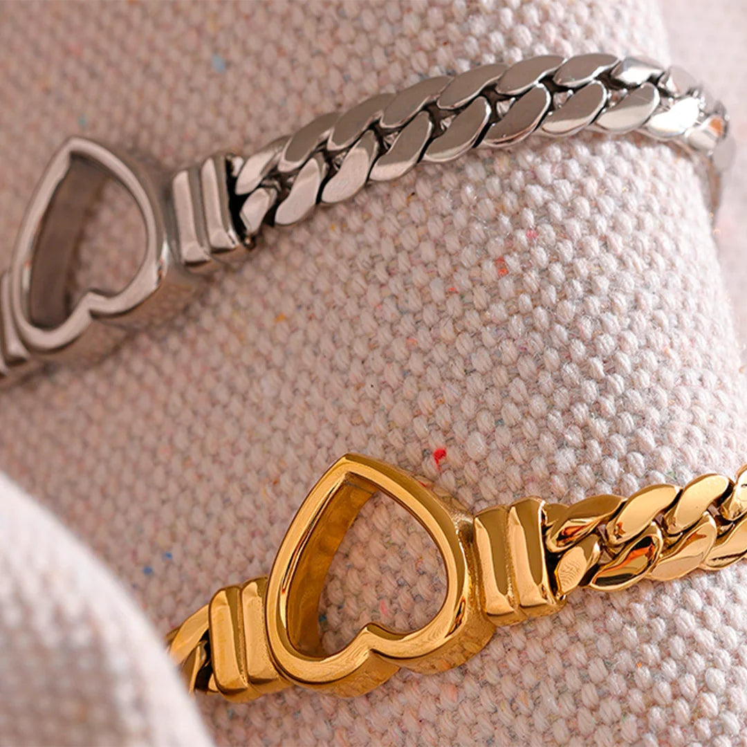 Pulseira Feminina Coração Vazado