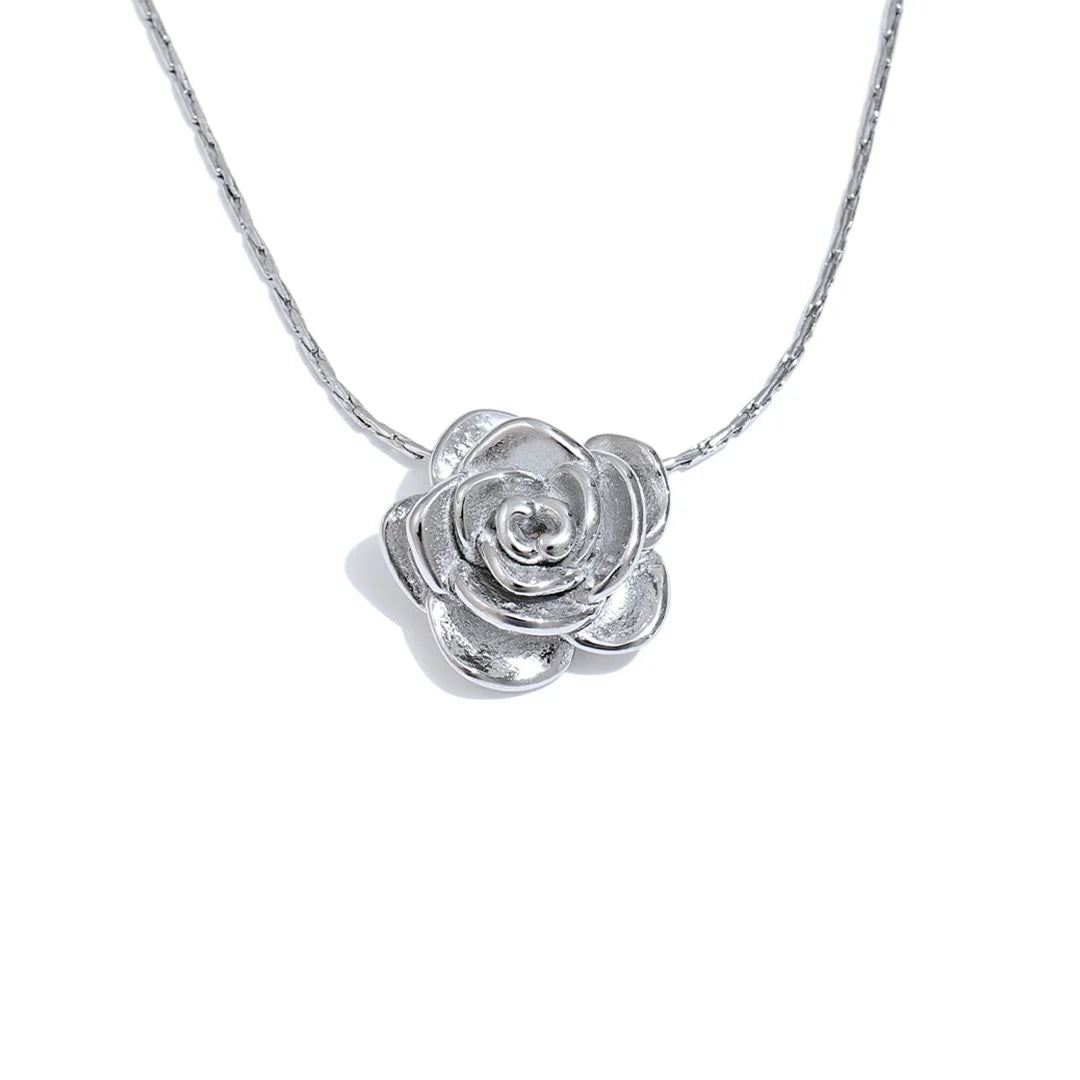Colar Feminino com Pingente de Flor